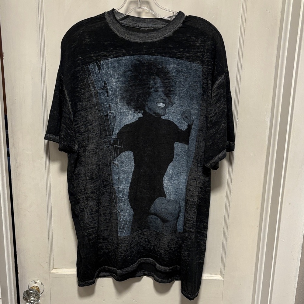 Black Whitney Houston Official Band Graphic Men's T-Shirt New without Tags XL